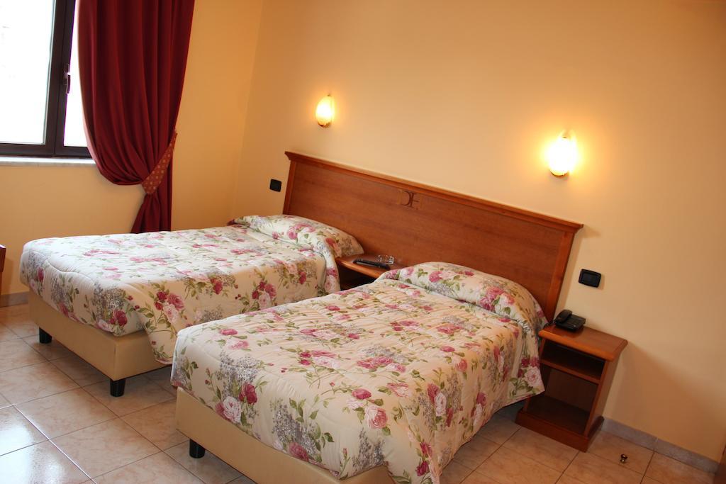 Demy Hotel Aulla Kamer foto
